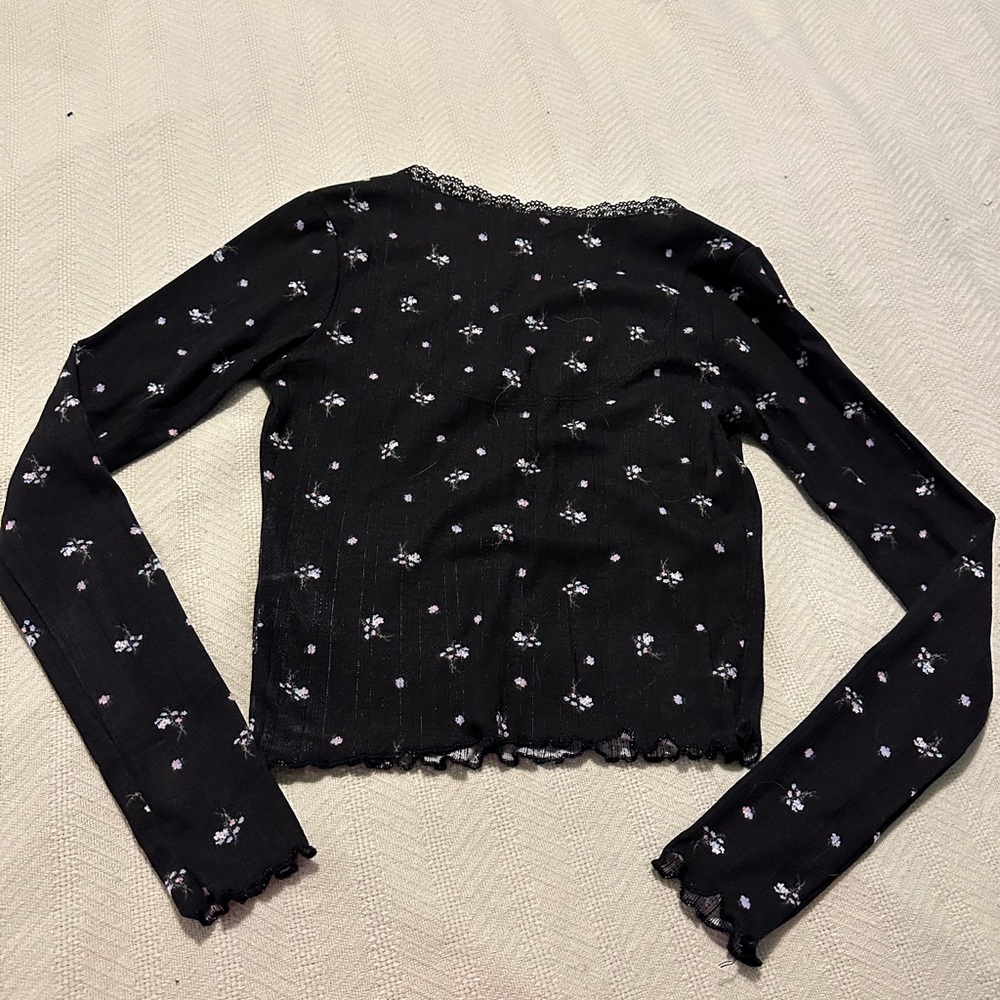 Womens/Juniors size S Henley ribbed floral 🌺 top